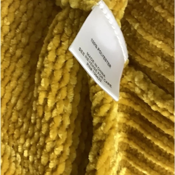 ModCloth Sz M Chenille Drop Sleeve Cardigan Marigold Polyester Open Face - Picture 6 of 6